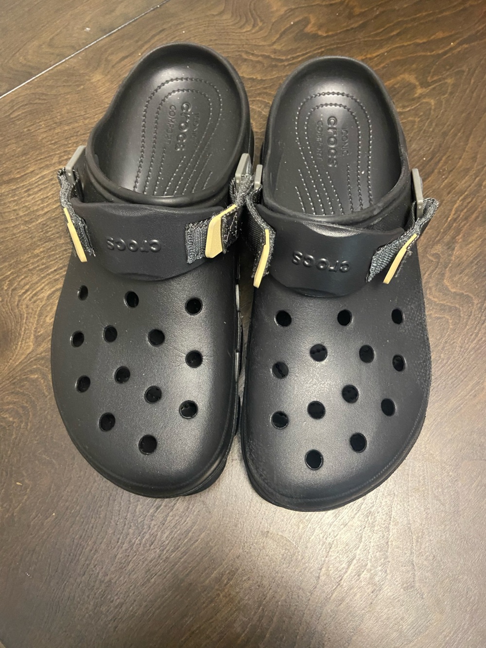 Men’s 13 Crocs Classic All Terrain Clogs